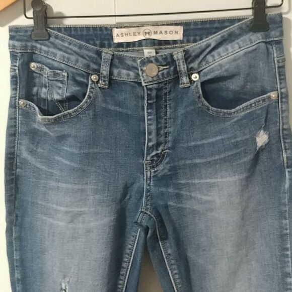 Ashley Mason Jeans - Picture 3 of 5